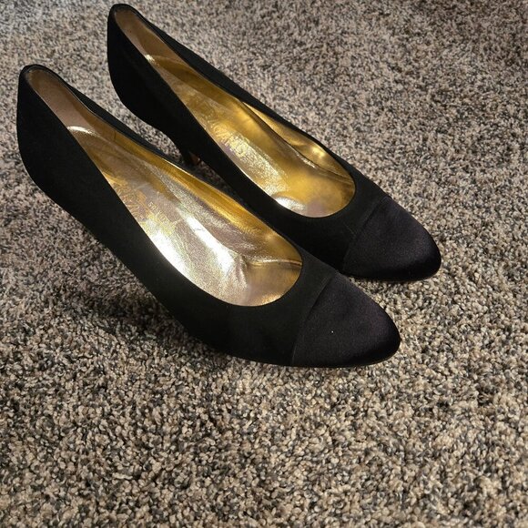 Salvatore Ferragamo Black Fabric Heels 9.5B - Picture 1 of 7